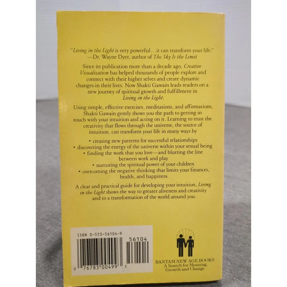 1993 Living In The Light‎ Shakti Gawain VTG Bantam Books Paperback 1st Printing